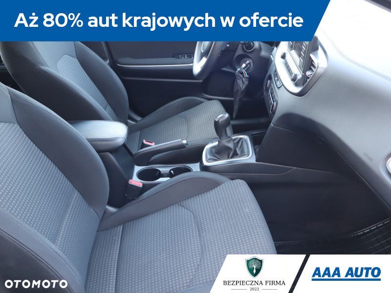 Kia Ceed - 10