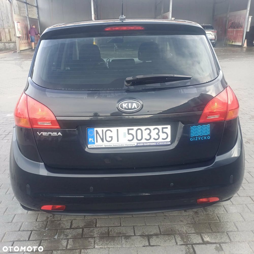 Kia Venga 1.6 L - 9