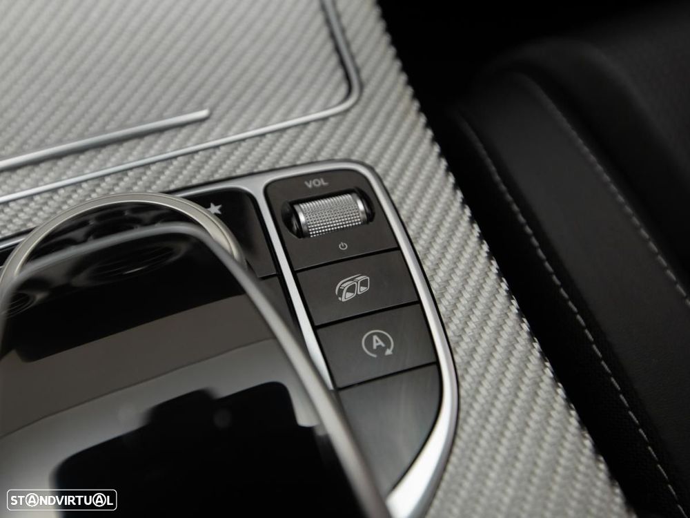 Mercedes-Benz C 63 AMG S - 38