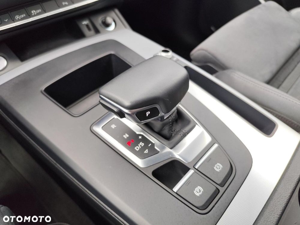 Audi Q5 Sportback - 25