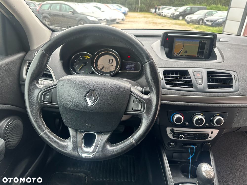 Renault Megane ENERGY dCi 110 Start & Stop LIMITED - 29