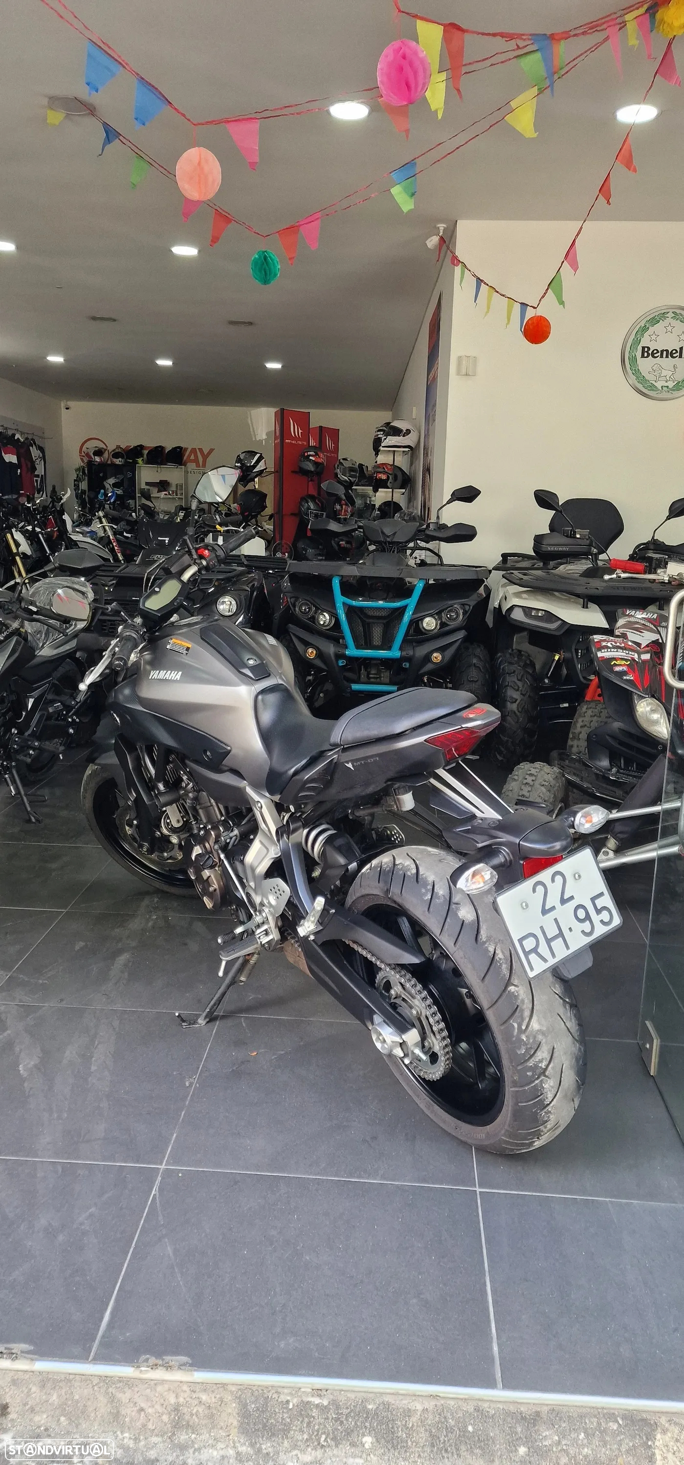 Yamaha MT-07 - 5