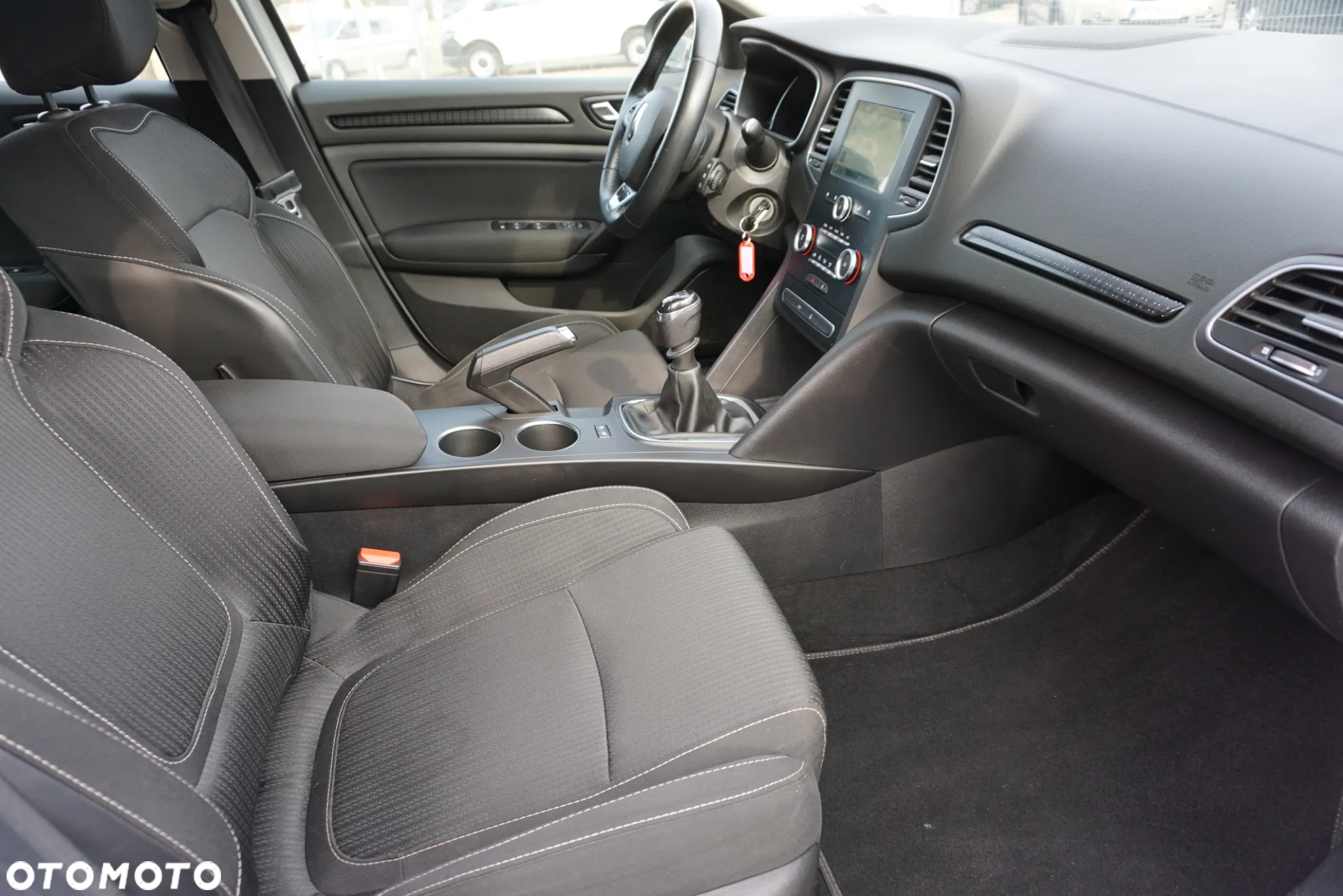 Renault Megane Grandtour ENERGY TCe 100 INTENS - 16