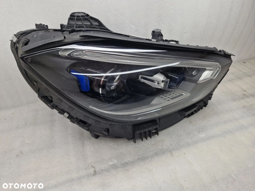MERCEDES C-KLASA W206 FULL LED LAMPA PRAWA PRZÓD A2069068003. DIGITAL LIGHT. - 3