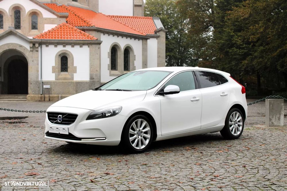 Volvo V40 1.6 D2 Momentum Eco - 9