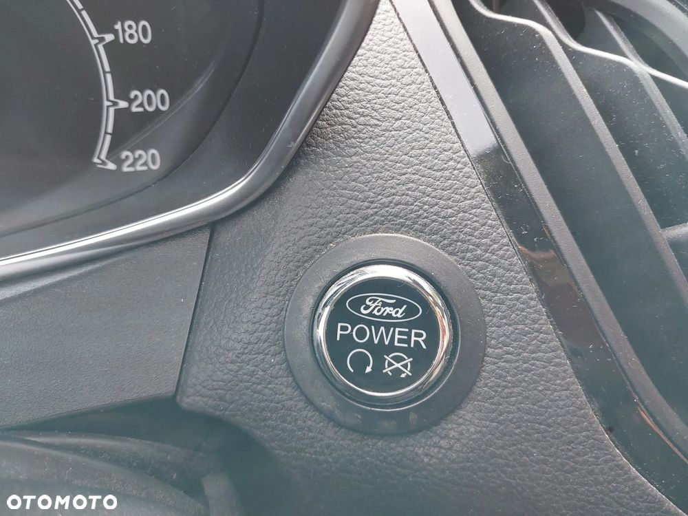 Ford B-MAX - 11