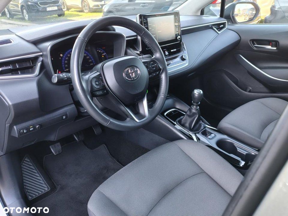 Toyota Corolla - 9