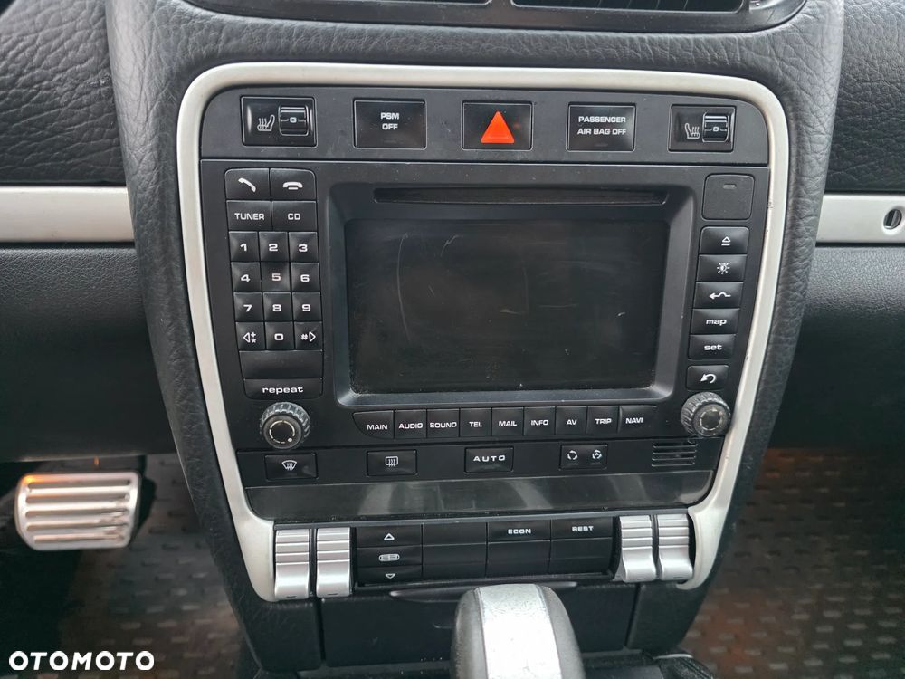 Porsche Cayenne Tiptronic S - 14
