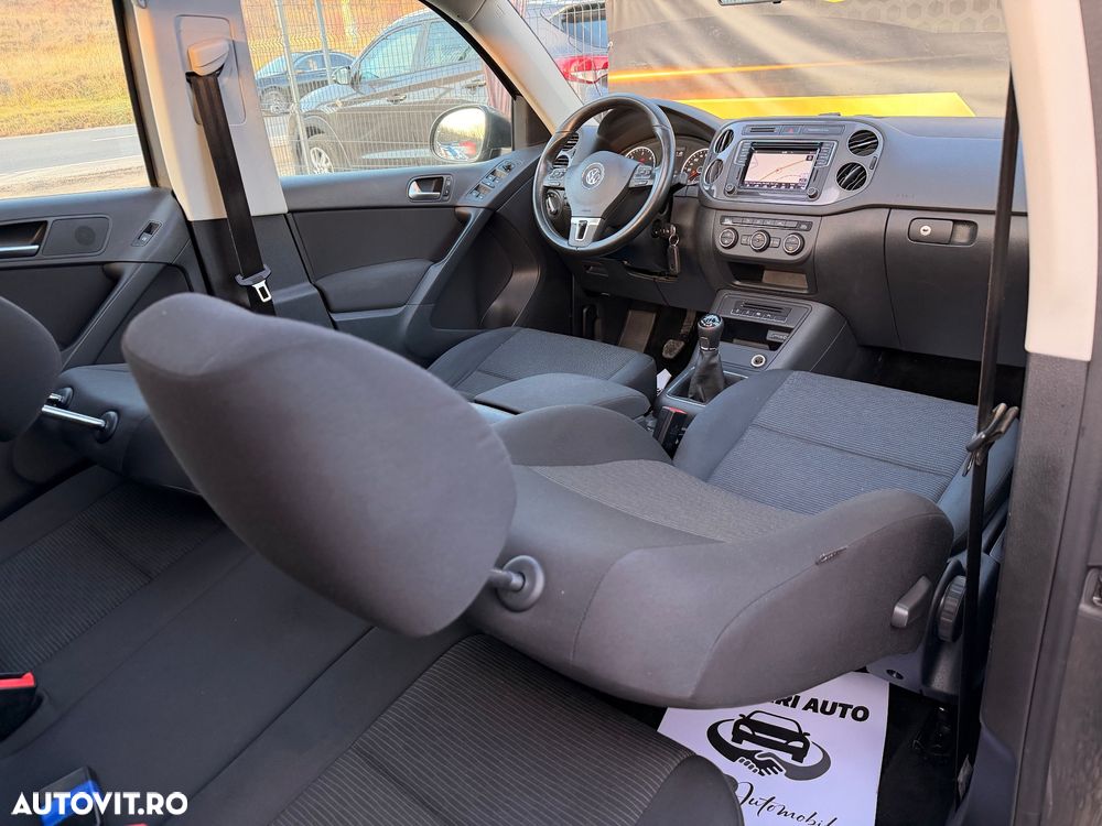 Volkswagen Tiguan 2.0 TDI SCR BlueMotion Technology Sport & Style - 22