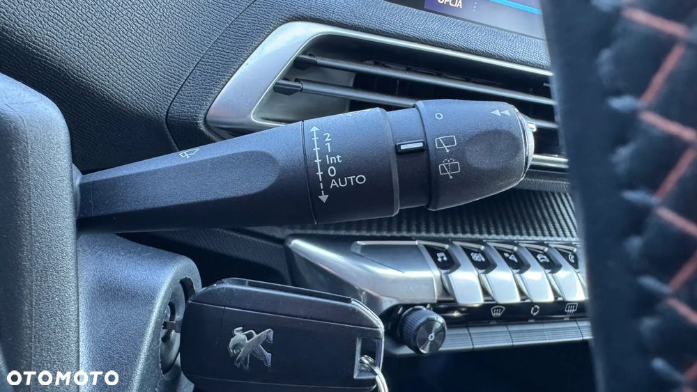 Peugeot 3008 1.6 BlueHDi Active S&S - 12