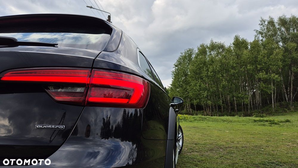 Audi A4 Allroad 2.0 TDI Quattro S tronic - 11