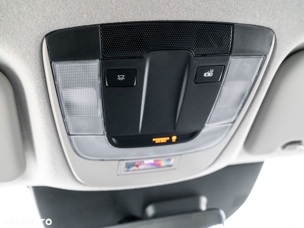 Kia Niro 1.6 GDI Hybrid L - 28