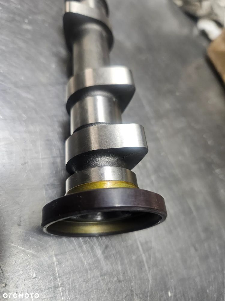 Wałek rozrządu ssący ford 1.6 ecoboost - 3