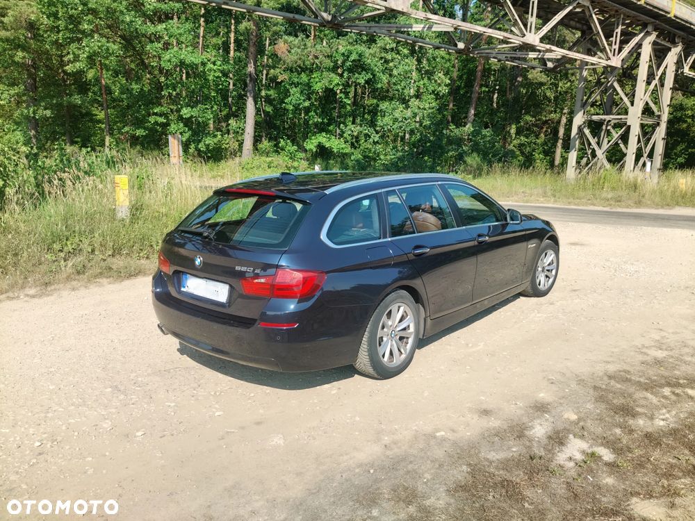 BMW Seria 5 520d - 5