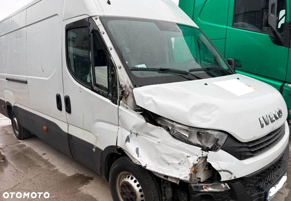 Iveco daily 2,3 hi matic max - 2