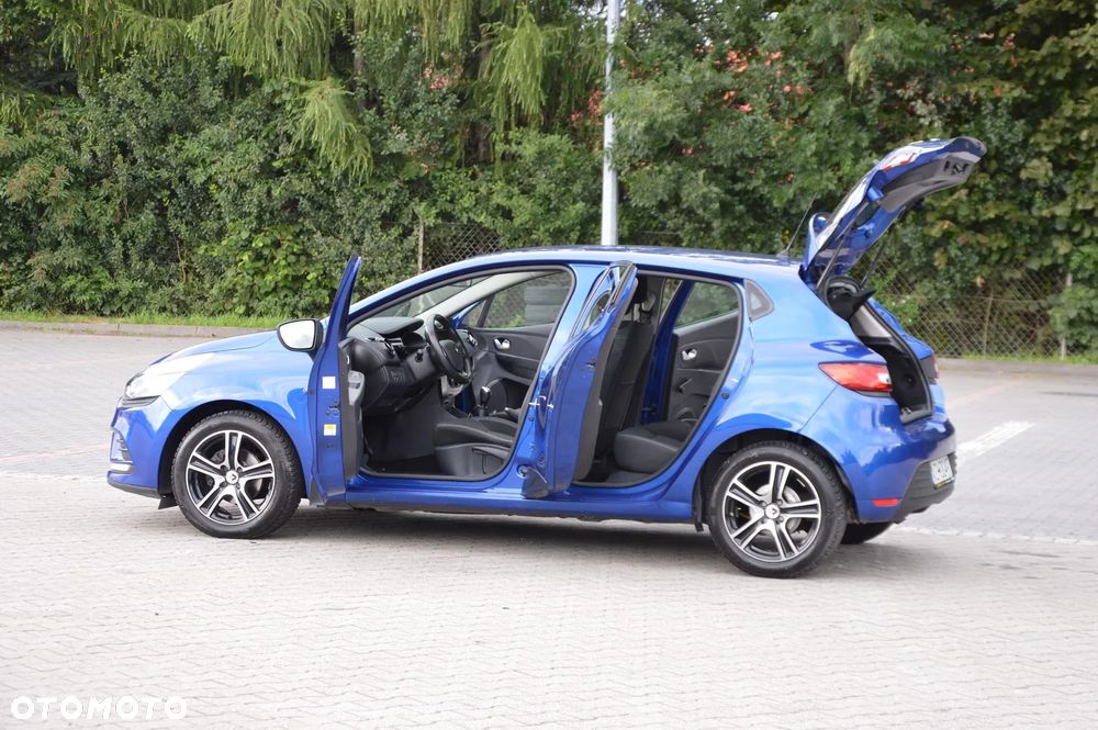 Renault Clio 1.2 16V Limited - 21