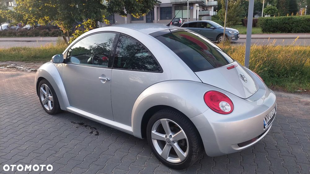 Volkswagen New Beetle 1.8T - 4