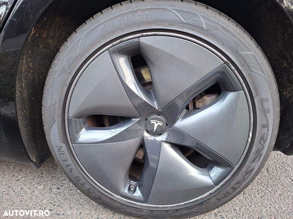Tesla Model 3 Standard Reichweite Plus Hinterradantrieb - 20