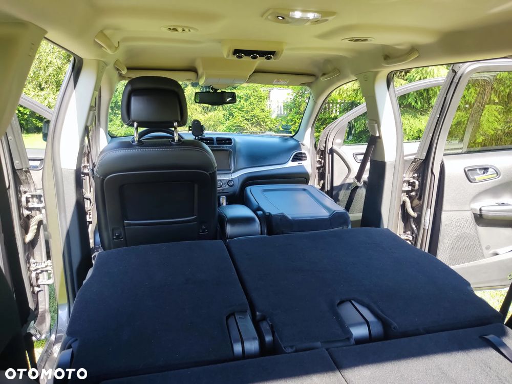 Fiat Freemont 2.0 Multijet Black Code AWD - 33
