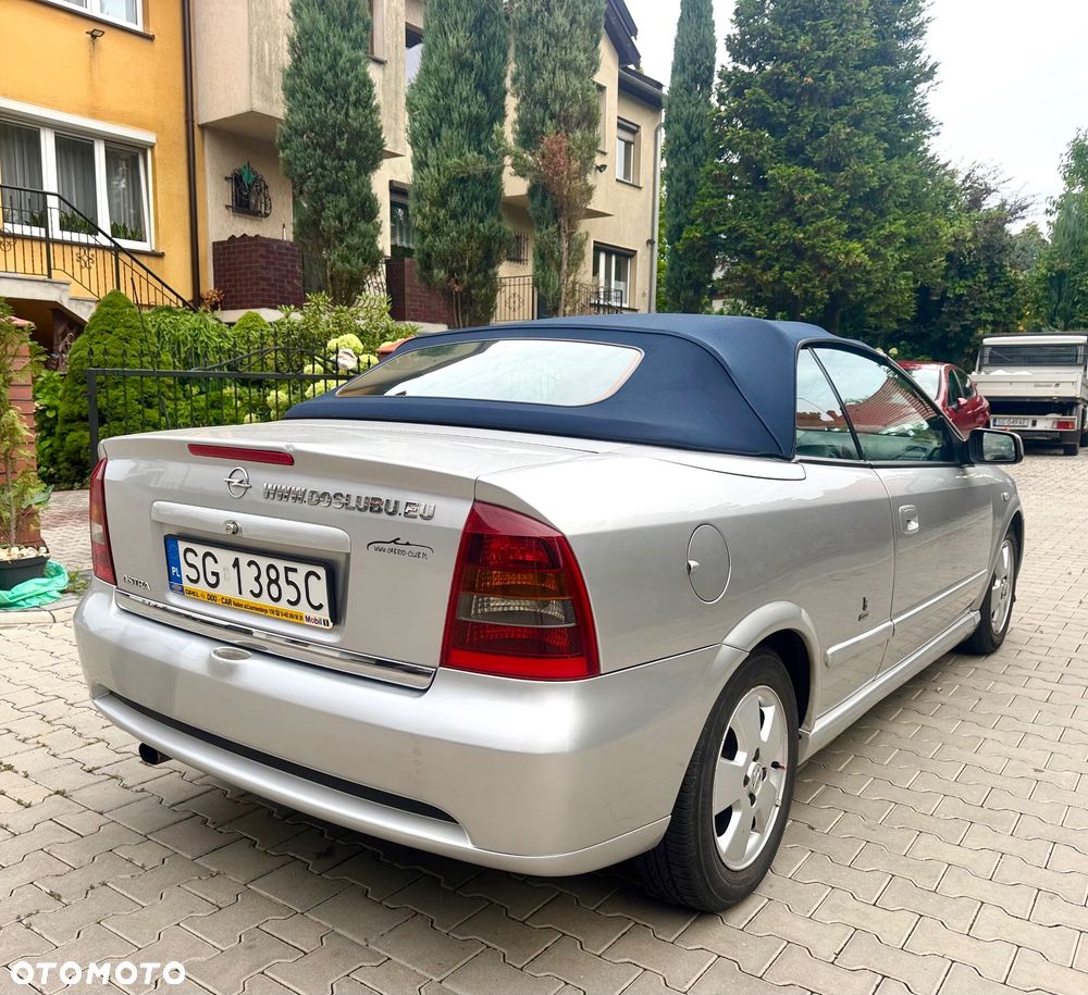 Opel Astra - 4