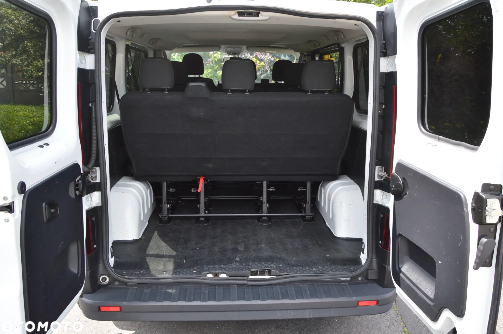 Opel Vivaro 1.6 D (CDTI) L2H1 - 6