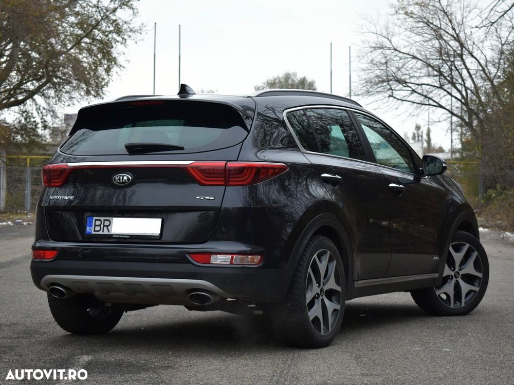 Kia Sportage 2,0 CRDI AWD Aut. GT Line - 4