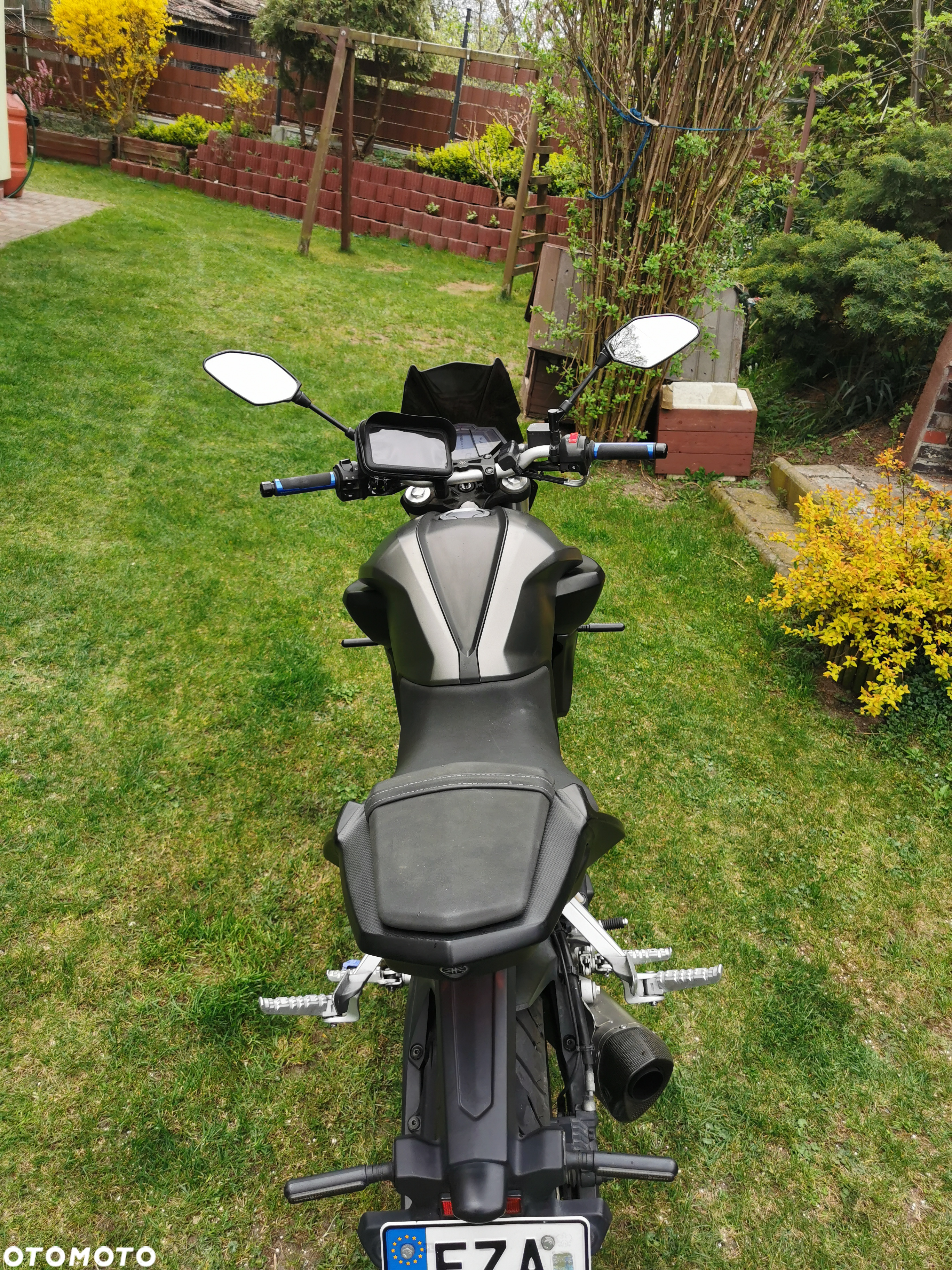 Yamaha MT - 7