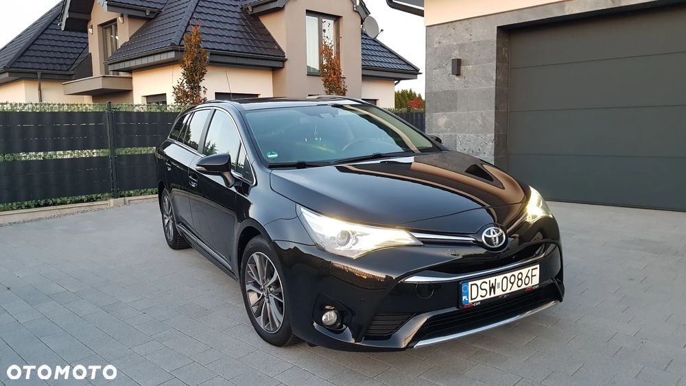 Toyota Avensis 2.0 D-4D Prestige - 39