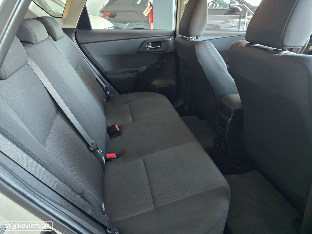Toyota Auris 1.4 D-4D ACtive+AC - 12