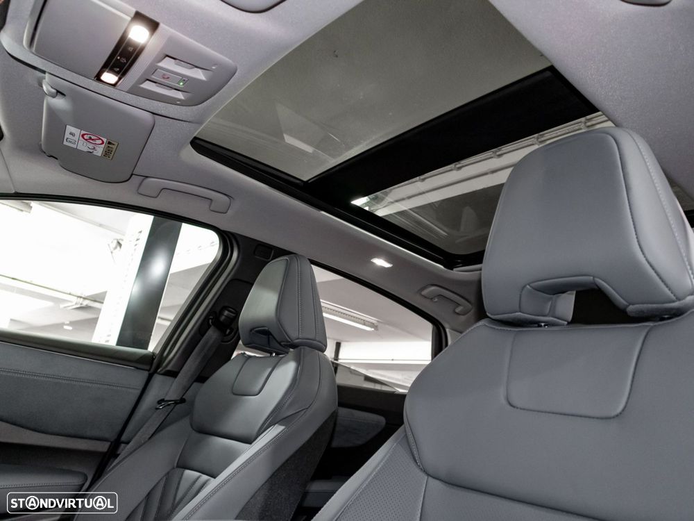 Nissan Ariya 87 kWh Evolve Carr. 22kW + Pack Sport - 5