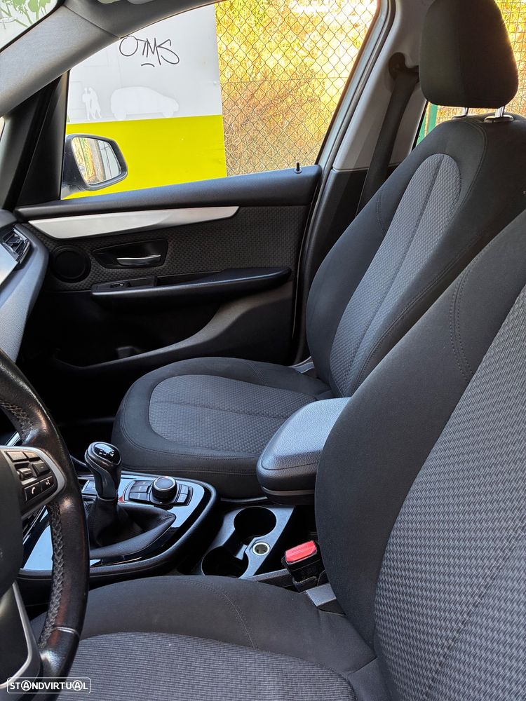 BMW 216 Active Tourer - 15