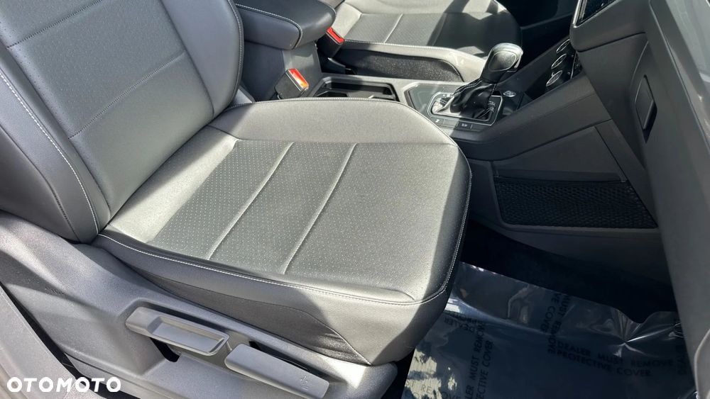 Volkswagen Tiguan - 23