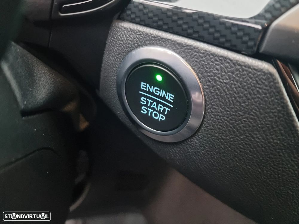 Ford Focus 1.0 EcoBoost ST-Line X - 14