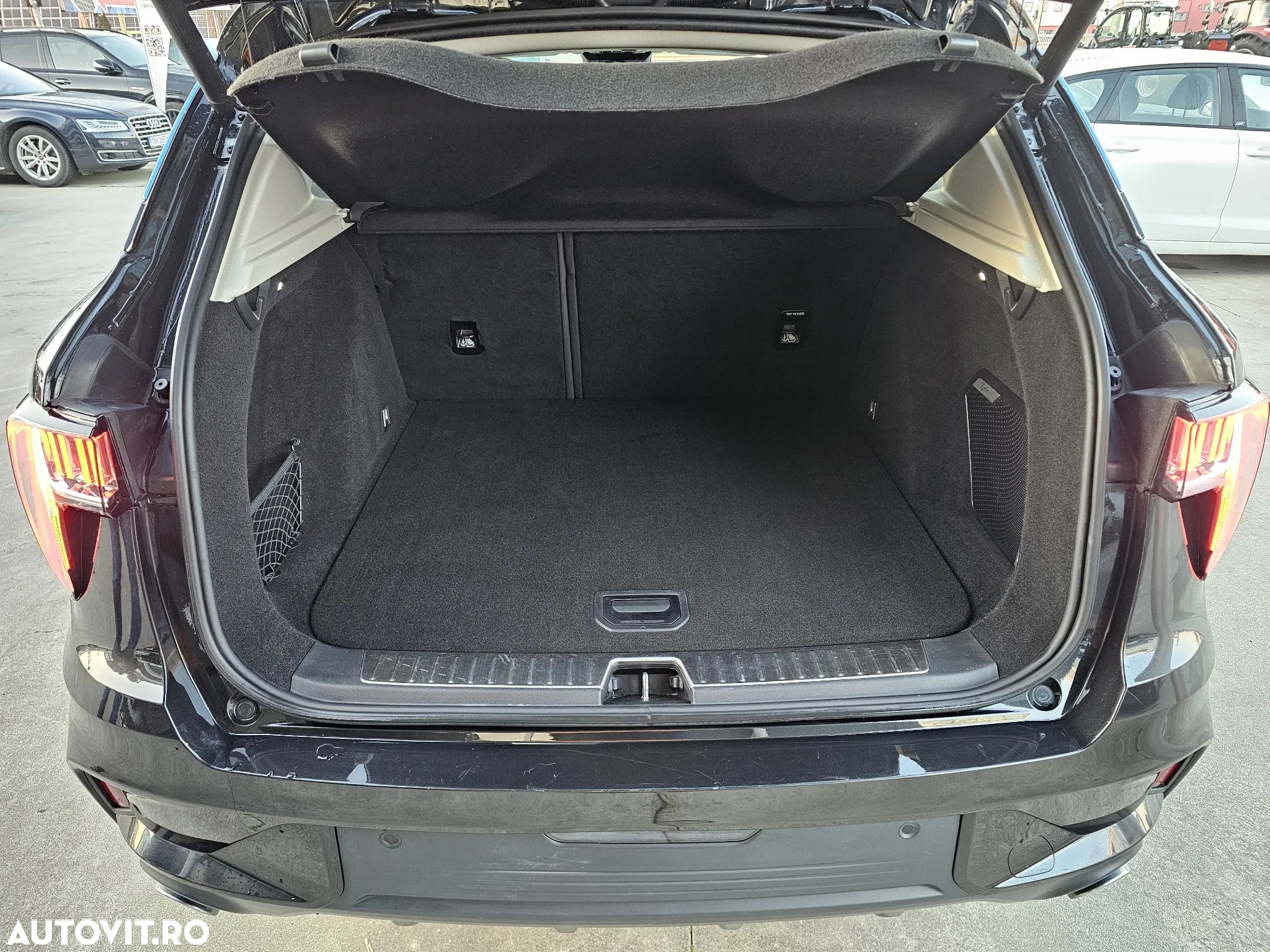 Lynk&Co 01 - 35