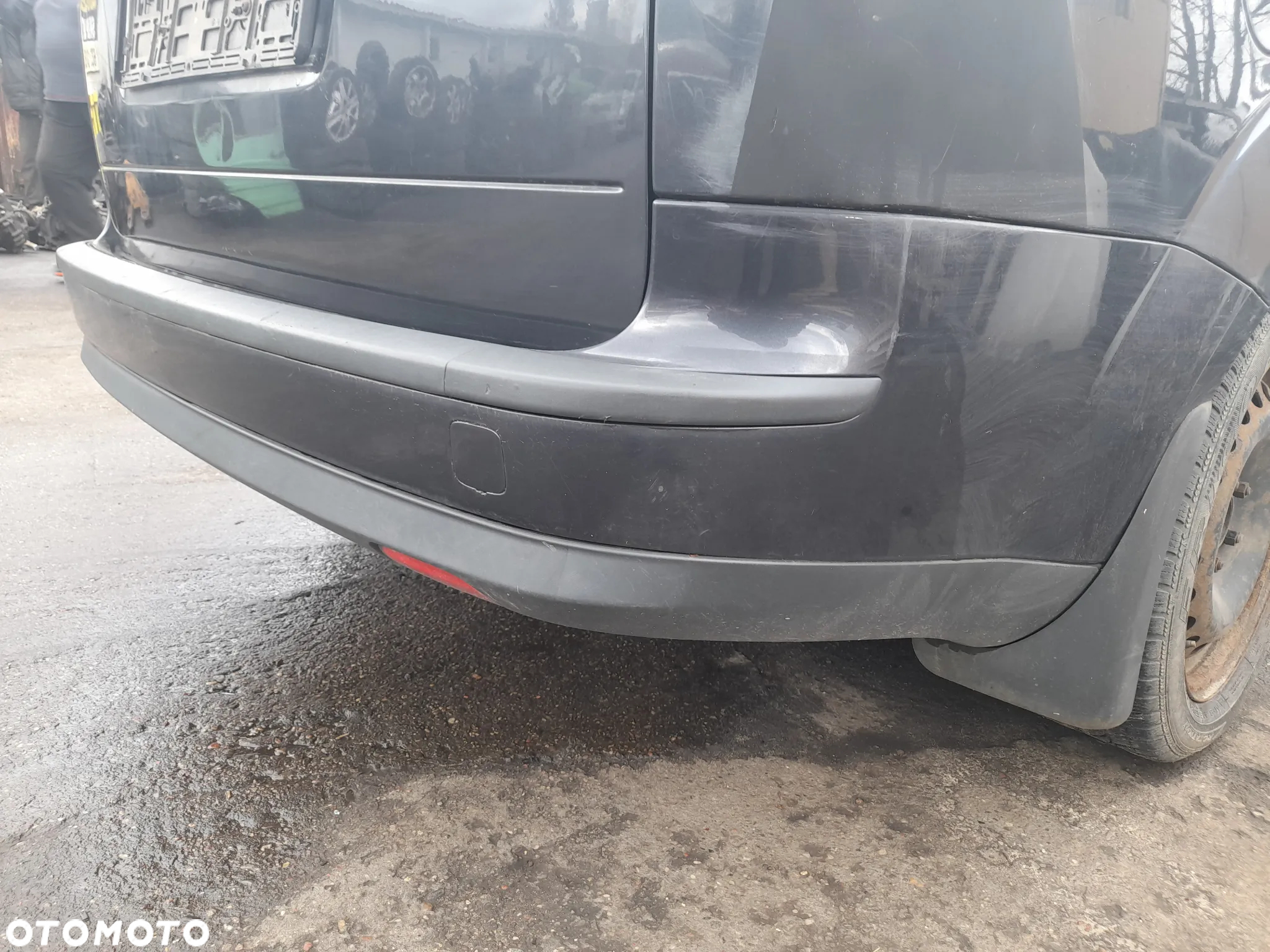 FORD FOCUS MK2 ZDERZAK TYŁ TYLNY TYLNI H4 - 10