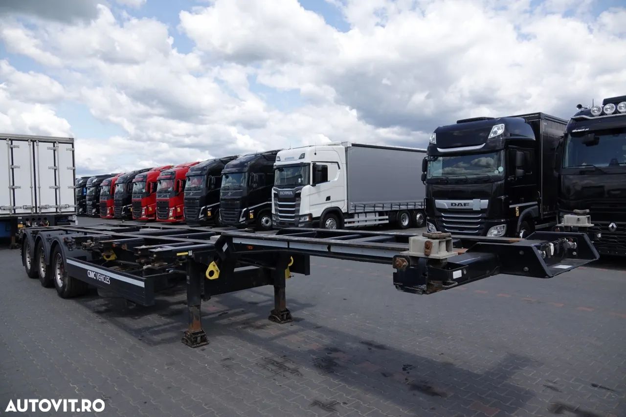 CIMC SEMIREMORCĂ PENTRU CONTAINER / SPATE EXTENSIBIL / PENTRU TOATE CONTAINERELE / AXĂ RIDICATĂ - 1