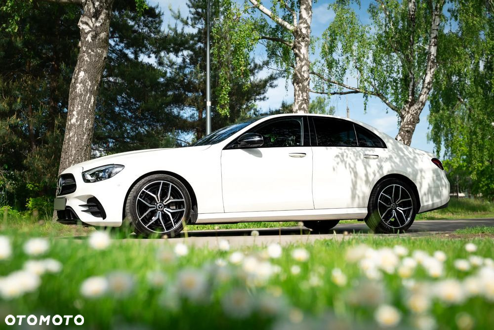 Mercedes-Benz Klasa E 220 d 4-Matic Business Edition - 5