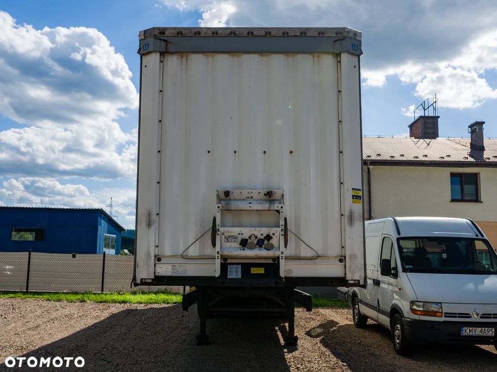 Krone SD, osie SAF, podnoszona oś, firanka, standard - 4