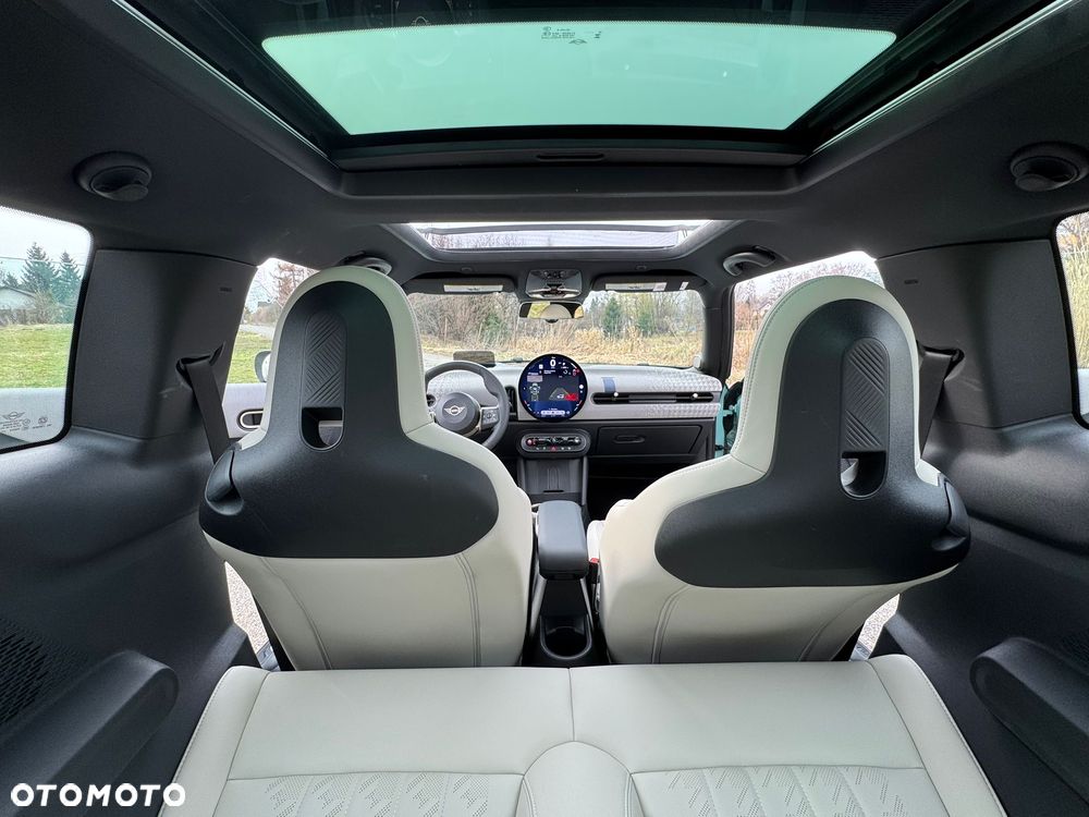 MINI Cooper S Favoured Trim - 32