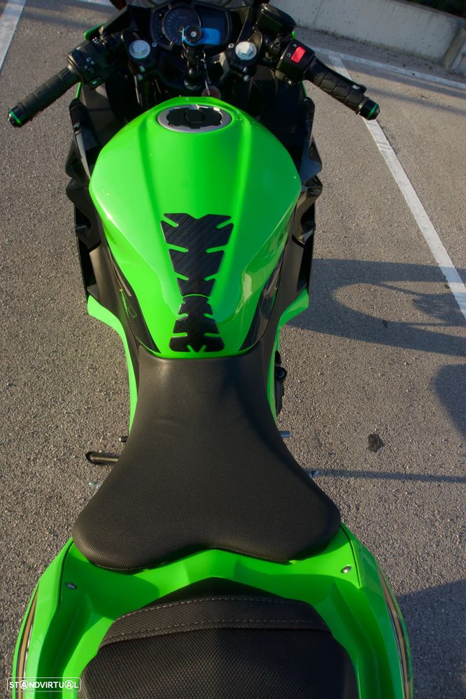 Kawasaki Ninja KRT - 26