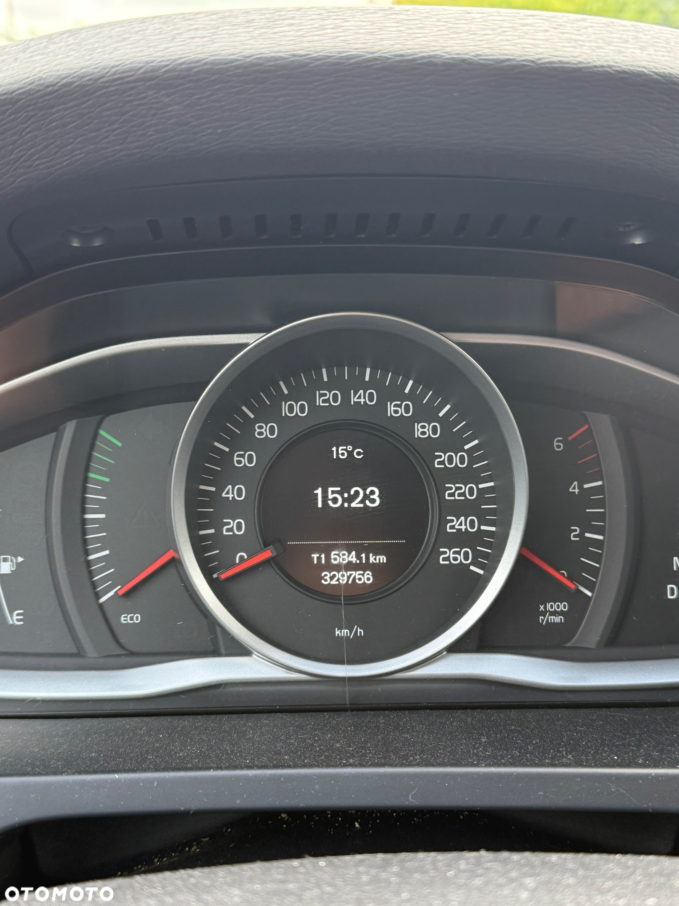 Volvo V60 D2 Drive-E Momentum - 9