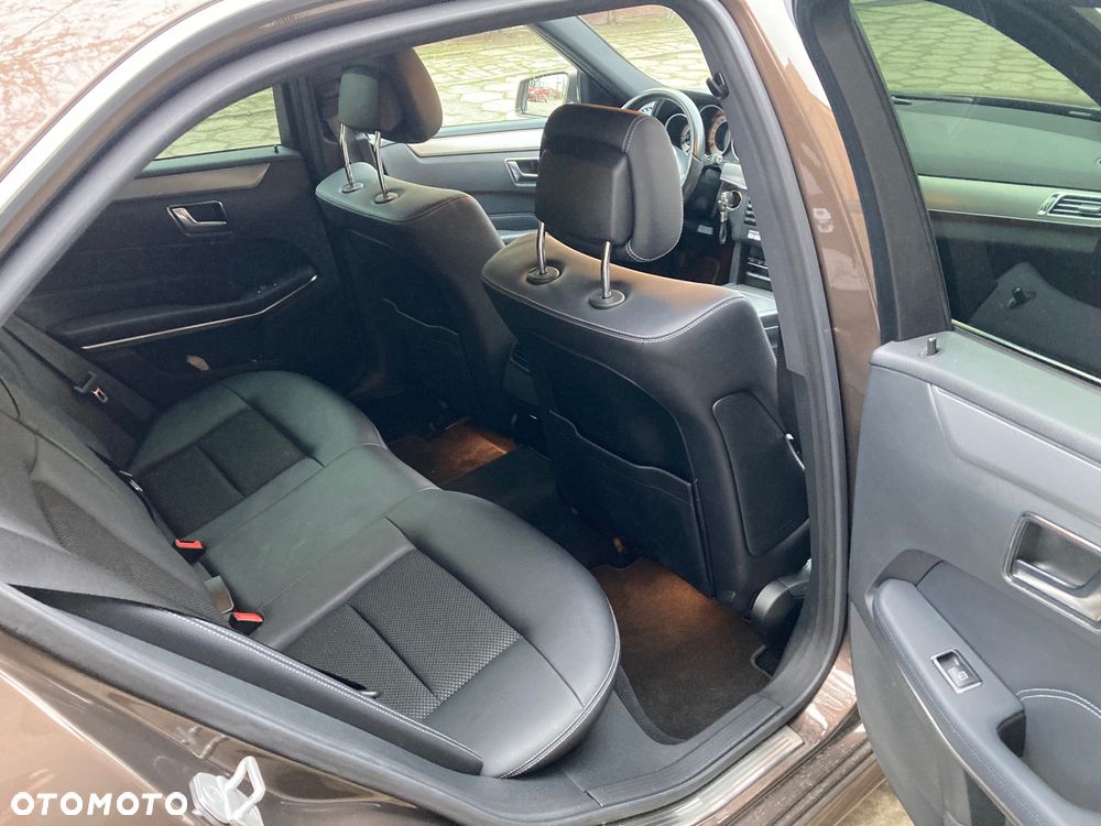 Mercedes-Benz Klasa E 200 CDI 7G-TRONIC Avantgarde - 13