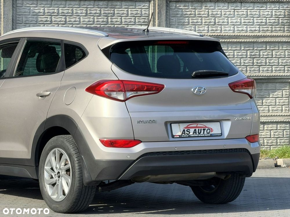 Hyundai Tucson blue 1.7 CRDi 2WD Style - 39