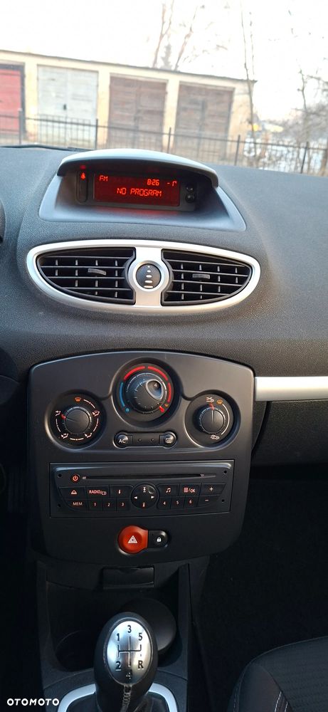 Renault Clio TCe 100 Dynamique - 36