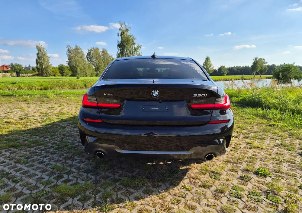 BMW Seria 3 330i xDrive M Sport Shadow - 6
