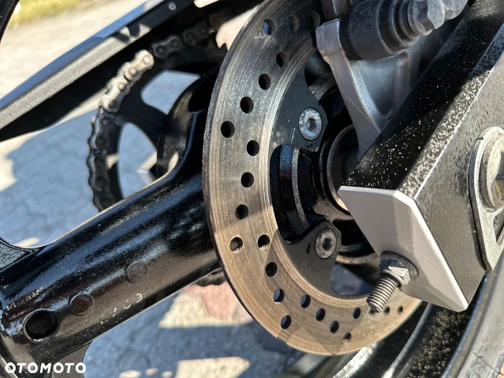 Suzuki SV - 15