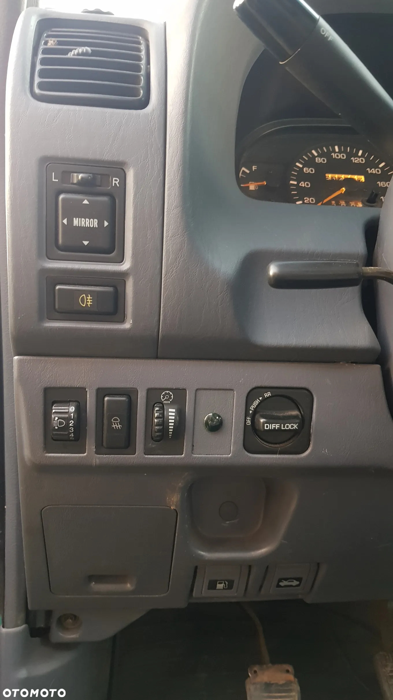 Toyota Land Cruiser KJ90 3.0 TD Special - 25