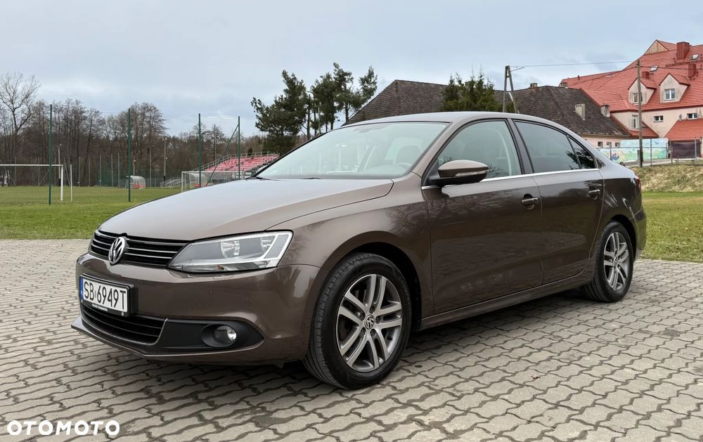 Volkswagen Jetta 1.4 TSI Highline Perfectline DSG - 5