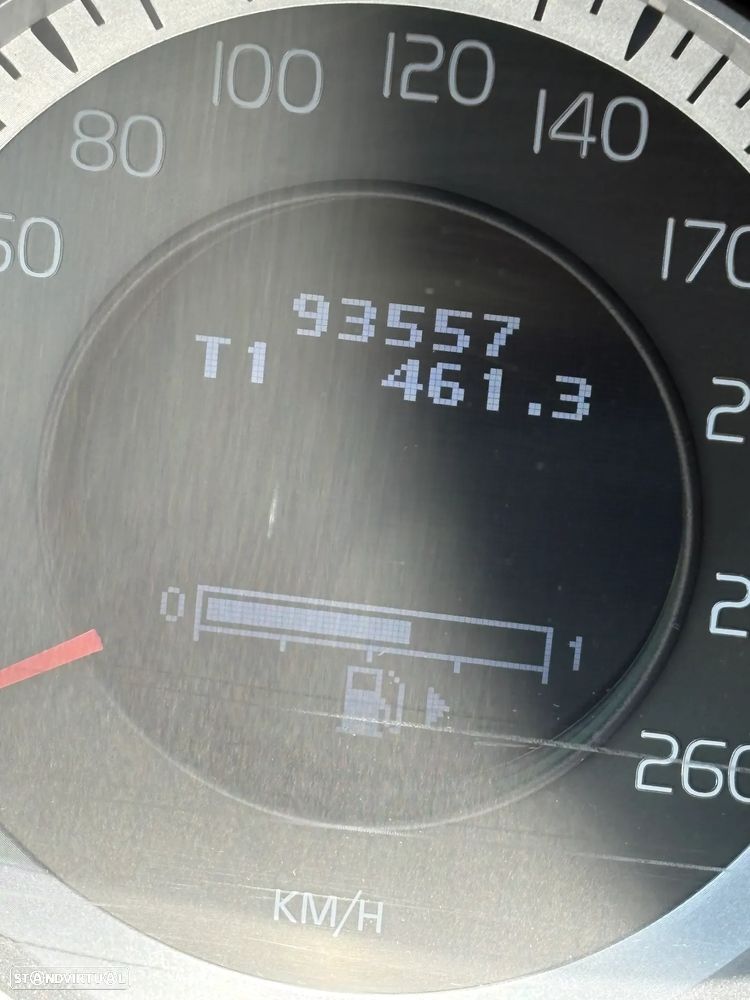 Volvo XC 60 2.0 D3 Drive Momentum - 1