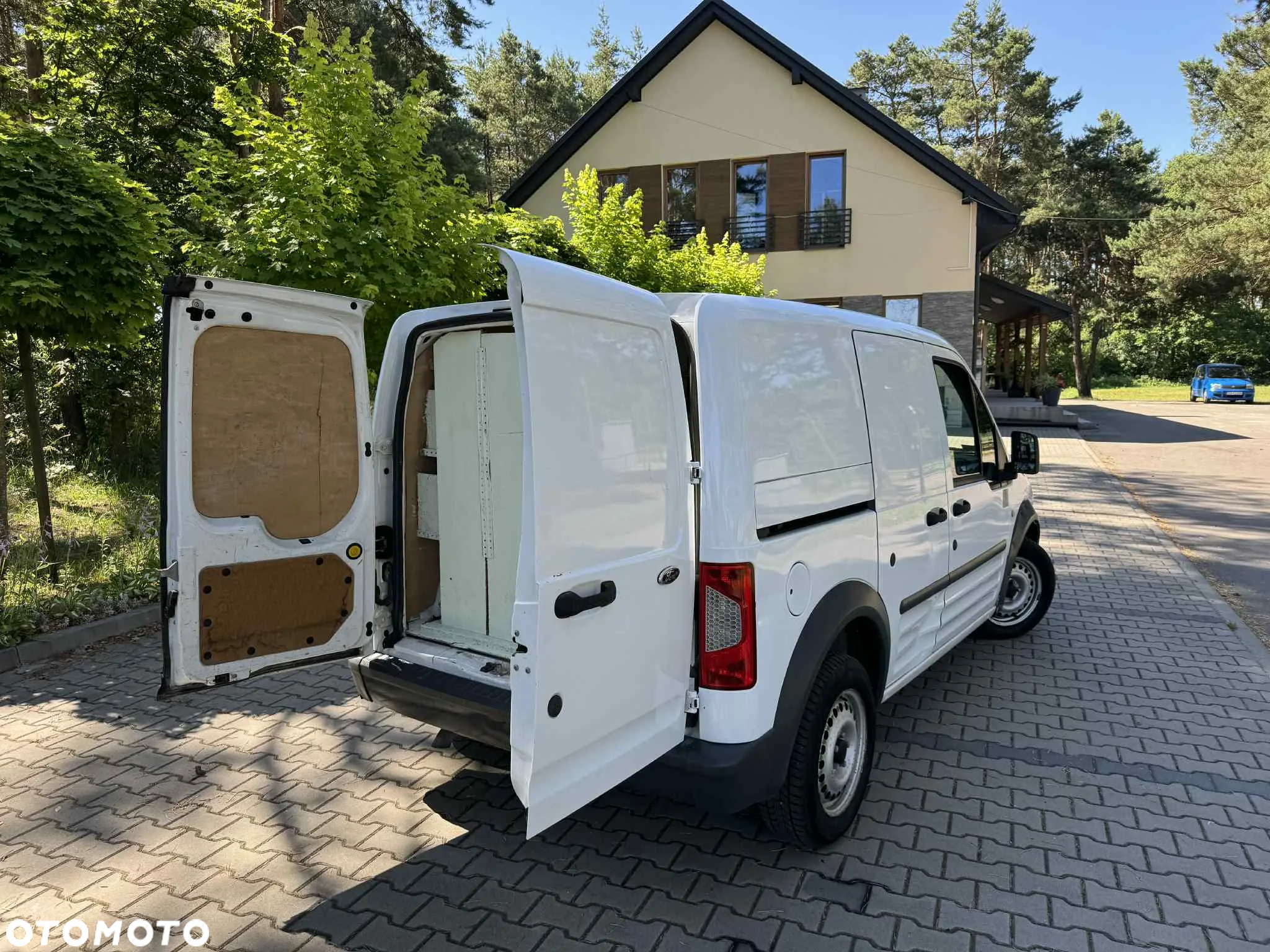 Ford Transit Connect 220 SWB Van - 10